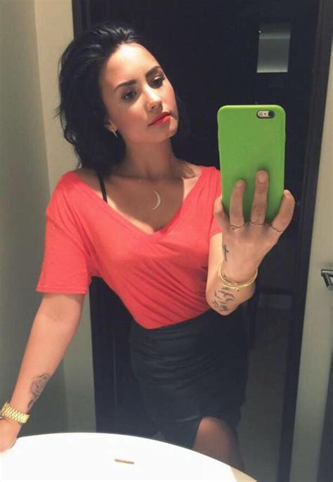 Demi Lovato Selfie Mirror Selfie Demi Lovato Tattoos Iphone Celebrity