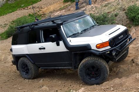 Again, for partial wraps, most car roofs are quite easy to wrap than the doors which might require removing some fixtures before wrapping. Black Satin Roof Wrap FJ Cruiser - Zilla Wraps