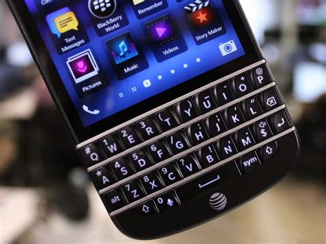 Photos Of The Newest Blackberry With A Keyboard The Q10 Business Insider