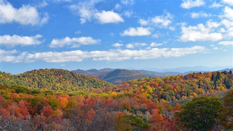 Scenic Drives For North Carolina Fall Color In The Mountains And The