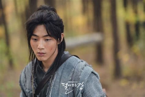 9 Fakta Peran Ji Soo Di Kdrama The Moon Rising River