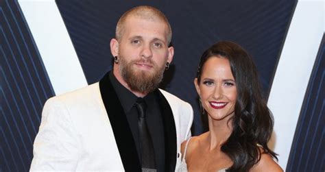 Brantley Gilbert And Wife Amber Expecting Baby No2 And Its A Girl