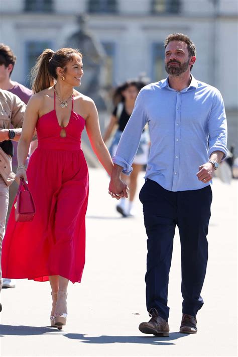 Jennifer Lopez And Ben Afflecks Post Wedding Paris Vacation Pictures