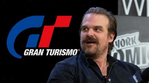 Filme de Gran Turismo estreia em 2023 e terá David Harbour de Stranger