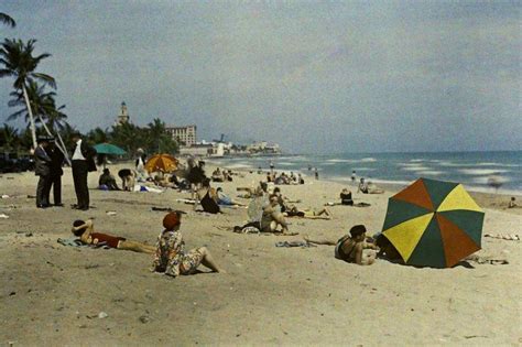 Another Beach Scene From Florida 1928 With Images Miami Beach Old