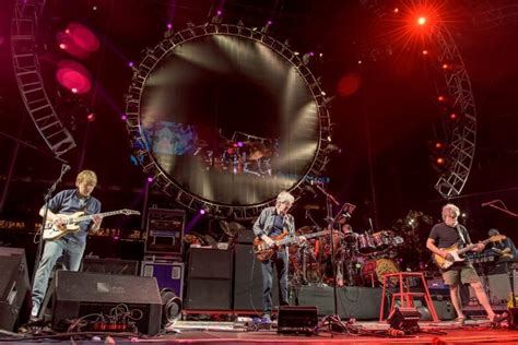 Grateful Dead End Long Strange Trip This Weekend In Chicago Cbc News