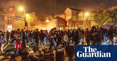minneapolis protests escalate over george floyd killing in pictures us news the guardian