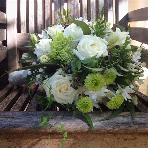 Greens And Whites Always Look Fresh Crisp And Stunning Bride
