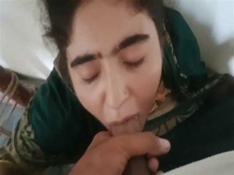 Pakistani Girl Taking Cum In Mouth AagMaal Cfd