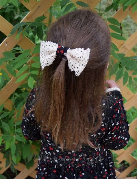 Lace Trim And A Little Fabric Scrap To Make A Coordinating Hair Bow To