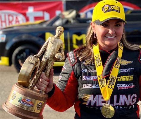 Erica Enders Continues Strong Start Rolls To Pro Stock Win In Phoenix