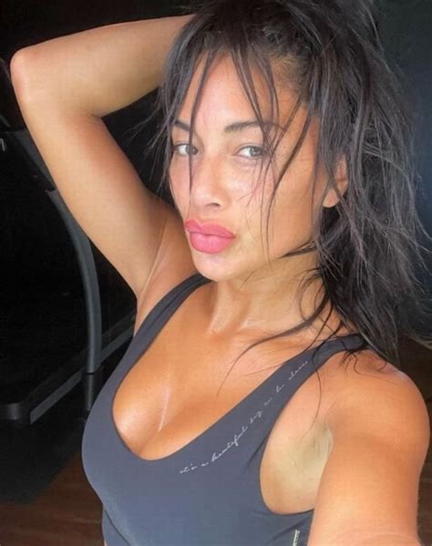 Nicole Scherzinger Shows Off Toned Curves In Sports Bra After Intense