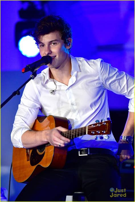 Shawn Mendes Celebrates And Performs At Spotifys Secret
