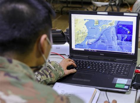 Portable Servers Enhance Army Geospatial Intelligence Training