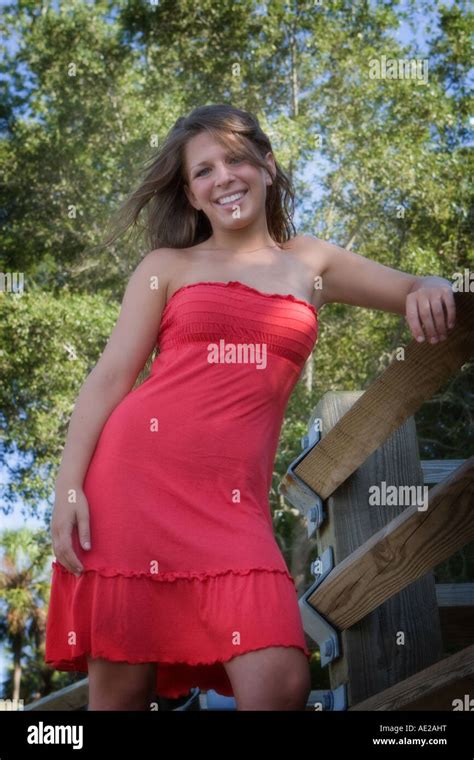 3 4 Stelle erschossen von schönen Teen Modell Stockfotografie Alamy