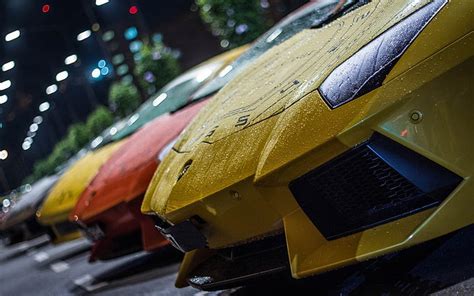 Hd Wallpaper Yellow Lamborghini Aventador Rain Water Drops Yellow