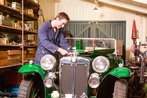 Auto restoration – cheztxotxsidreria