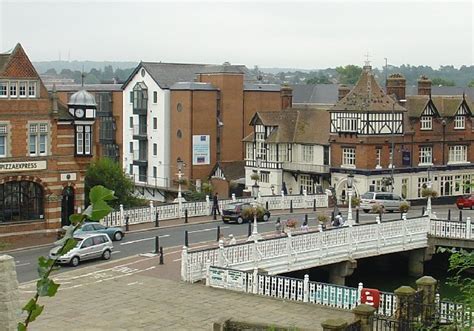 The Big Bridge Tonbridge Kent © Pete Chapman Cc By Sa20 Geograph