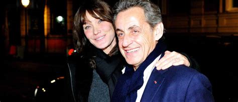Elle ne manque jamais non plus d'immortaliser son époux sur le réseau social, que ce soit pour fêter ses 63 ans de son époux ou dans un moment intime avec leur fille giulia. Carla Bruni-Sarkozy poste une rare photo de sa fille ...