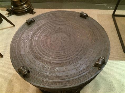 They come in a large and small size, and coordinate well with warm metallic furniture. Bronze Rain Drum Side Table at 1stdibs