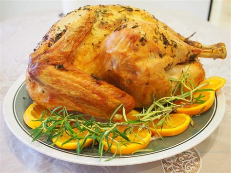 Roast Turkey With Rosemary And Thyme Thyme Rosemary Epicurious Recipes