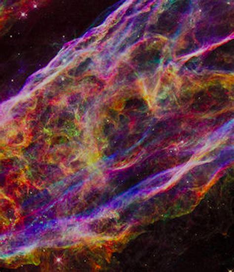 Nasas Hubble Telescope Captures Insane Image Of The Veil Nebula