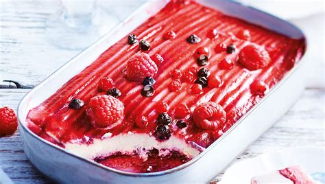 Tiramisu aux fruits rouges surgelé gamme Pâtisseries sur Thiriet