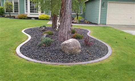 Examples Of Front Yard Landscaping