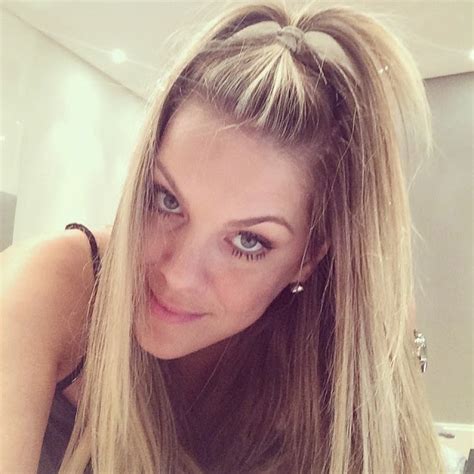 Our exclusive influencer database gives you access to the contact details of renata fan's. Choose Renata Fan