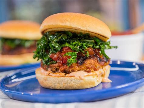 Martha S Secret Turkey Burger Recipe Martha Stewart Food Network