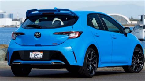 The exhaust spins an impeller with a turbine on the end that compresses air into the intake manifold generating boost. 2019 Toyota Corolla Hatchback Turbo Kit | toyota blue onyx pearl