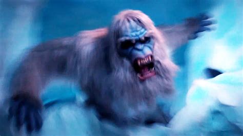 It's winter time, the air is cold, and there's snow all over the ground! Matterhorn Bobsleds Ride FULL POV w/ NEW Abominable ...