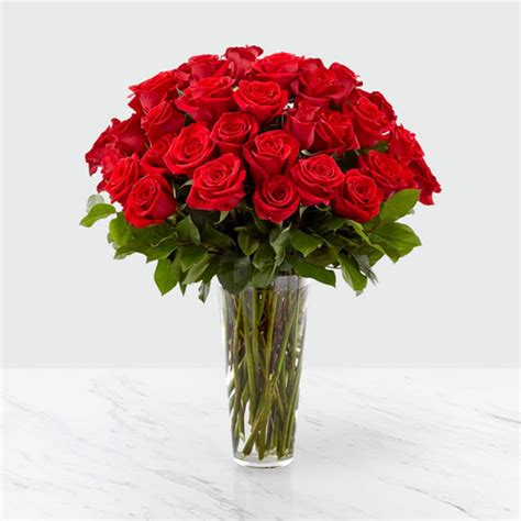The Ftd® Long Stem Red Rose Bouquet Fth Floral