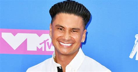 Pauly D Haircut Style What Hairstyle Should I Get