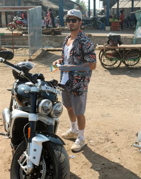 See more ideas about vidyut jamwal, bollywood actors, handsome. Photos: Vidyut Jammwal heads to Madh Island to shoot for ...