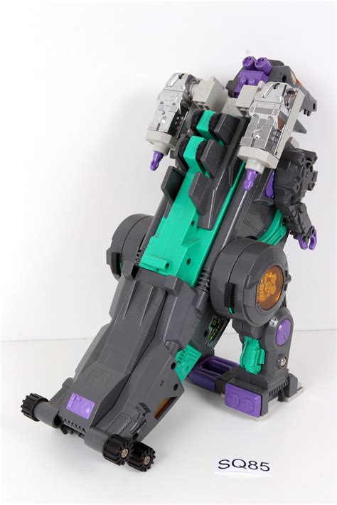 Complete Transformers G1 Trypticon Sku 339181