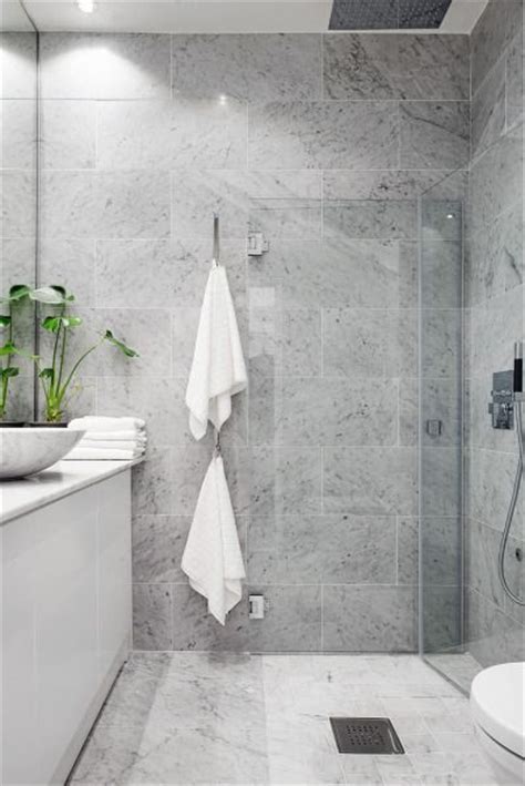 51 Light Grey Bathroom Wall Tiles Ideas And Pictures