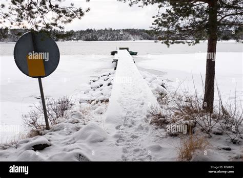 Wintersee Schweden Hi Res Stock Photography And Images Alamy