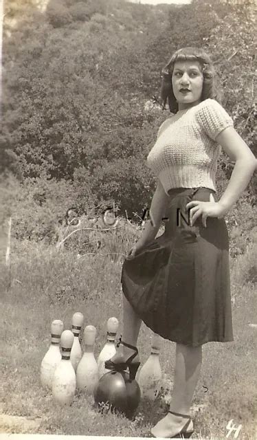 ORG VINTAGE 1940S 50S Risque Pinup RP Bowling Partner Endowed Tight