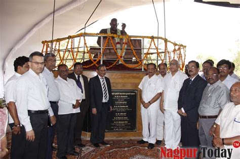 rashtrasant tukadoji maharaj s statue unveiled at rtmnu campus