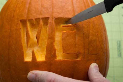 How To Carve Letters In A Pumpkin Without A Stencil Ehow Pumpkin