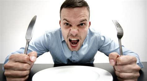 Sometimes we eat when we are bored, stressed, or just because it is time to eat, even though we are not really hungry. How to Control Your Appetite While Dieting | Muscle & Fitness