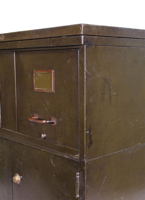 Neat old green wooden tool cabinet. Vintage Industrial Army Green Art-Metal Combination Flat ...