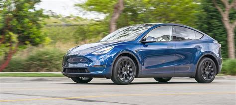 Tesla Model Y — Tesla Model Y Crossover Suv Unveiled Roadshow