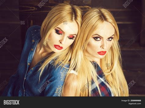 Twin Sisters Lesbian Telegraph