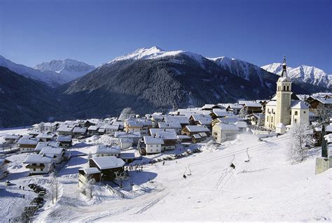 Der nächste flughafen ist 102,25 kilometer vom hotel haus gatterer entfernt. Obertilliach - Hochpustertal - Osttirol - Hotel, Zimmer ...