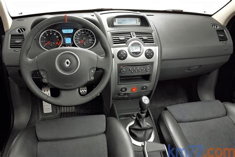 Fotos Exteriores E Interiores Renault Mégane Sedán 2006