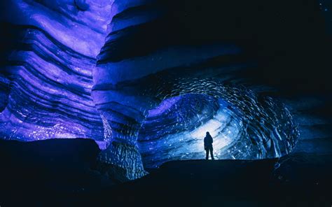 Download Wallpaper 3840x2400 Cave Silhouette Ice Glacier Dark 4k