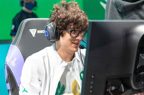 Josedeodo And Flyquest Take Over Summoners Rift Stomp Tsm To Continue