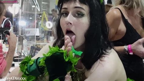 Ivy Minxxx Sucks Her Toes In Public At Exxxotica Xxx Mobile Porno Videos And Movies Iporntvnet